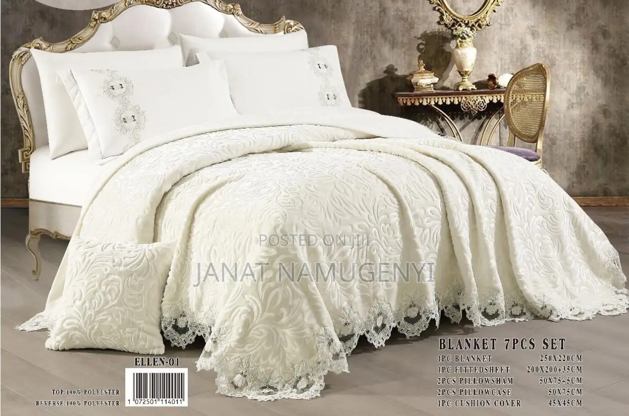 7 Piece Velvet Duvet