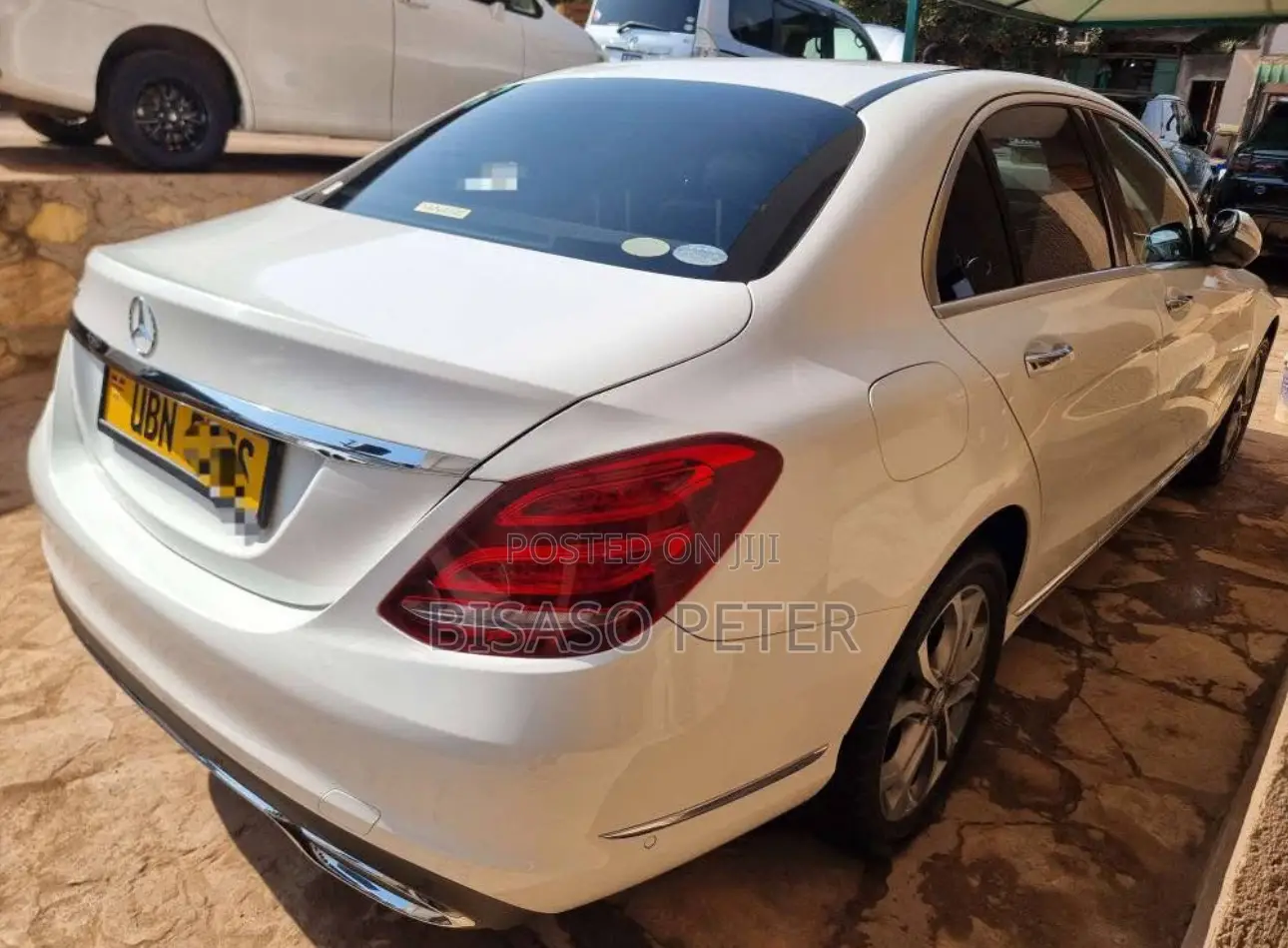 Mercedes-Benz C180 2015 White