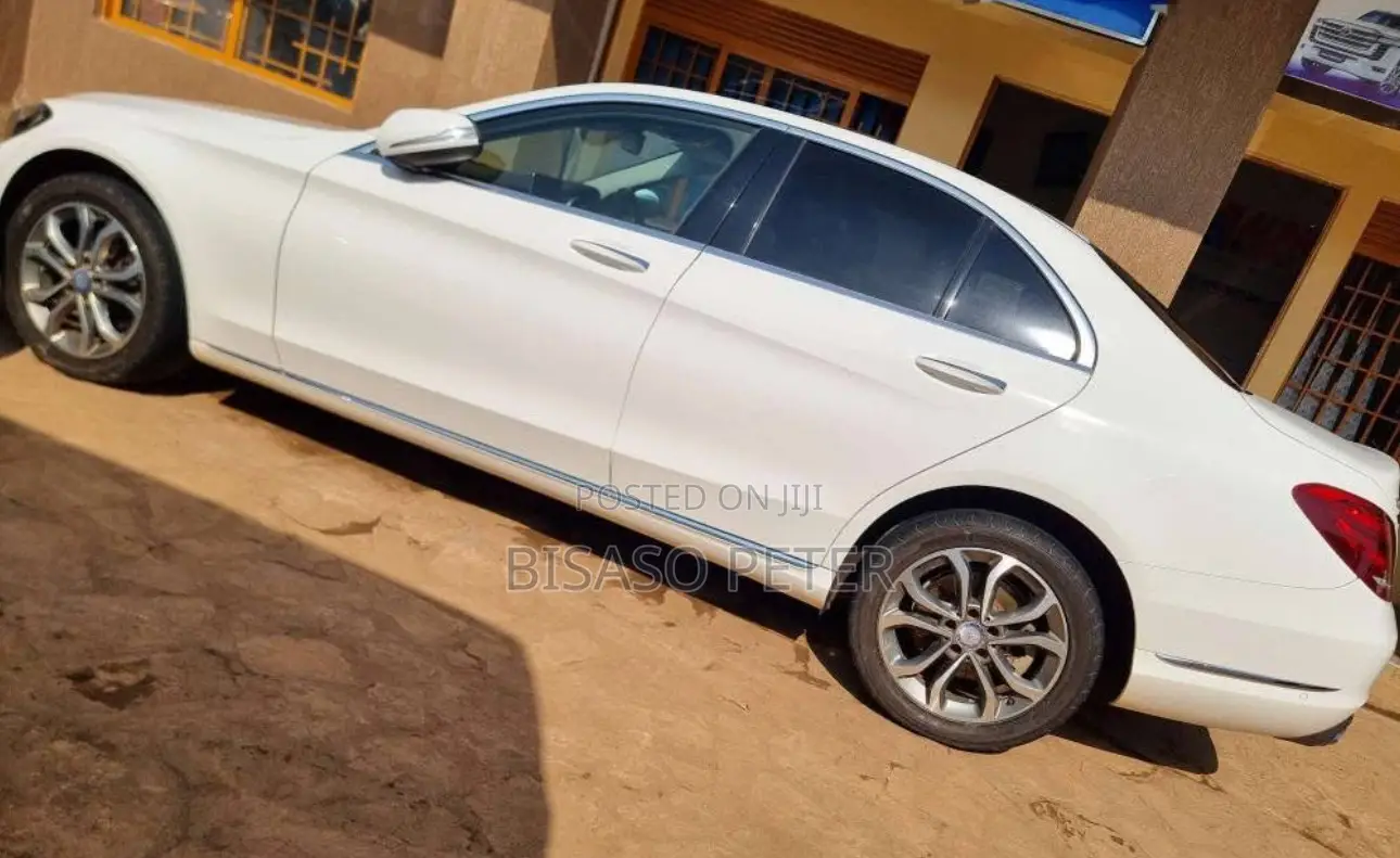 Mercedes-Benz C180 2015 White
