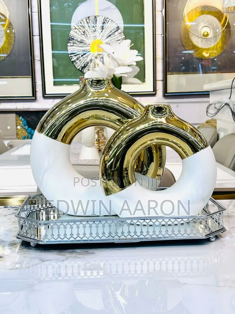 Big Gold Donut Shaped Vase Statues