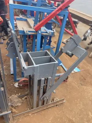 Local Blocks Machine