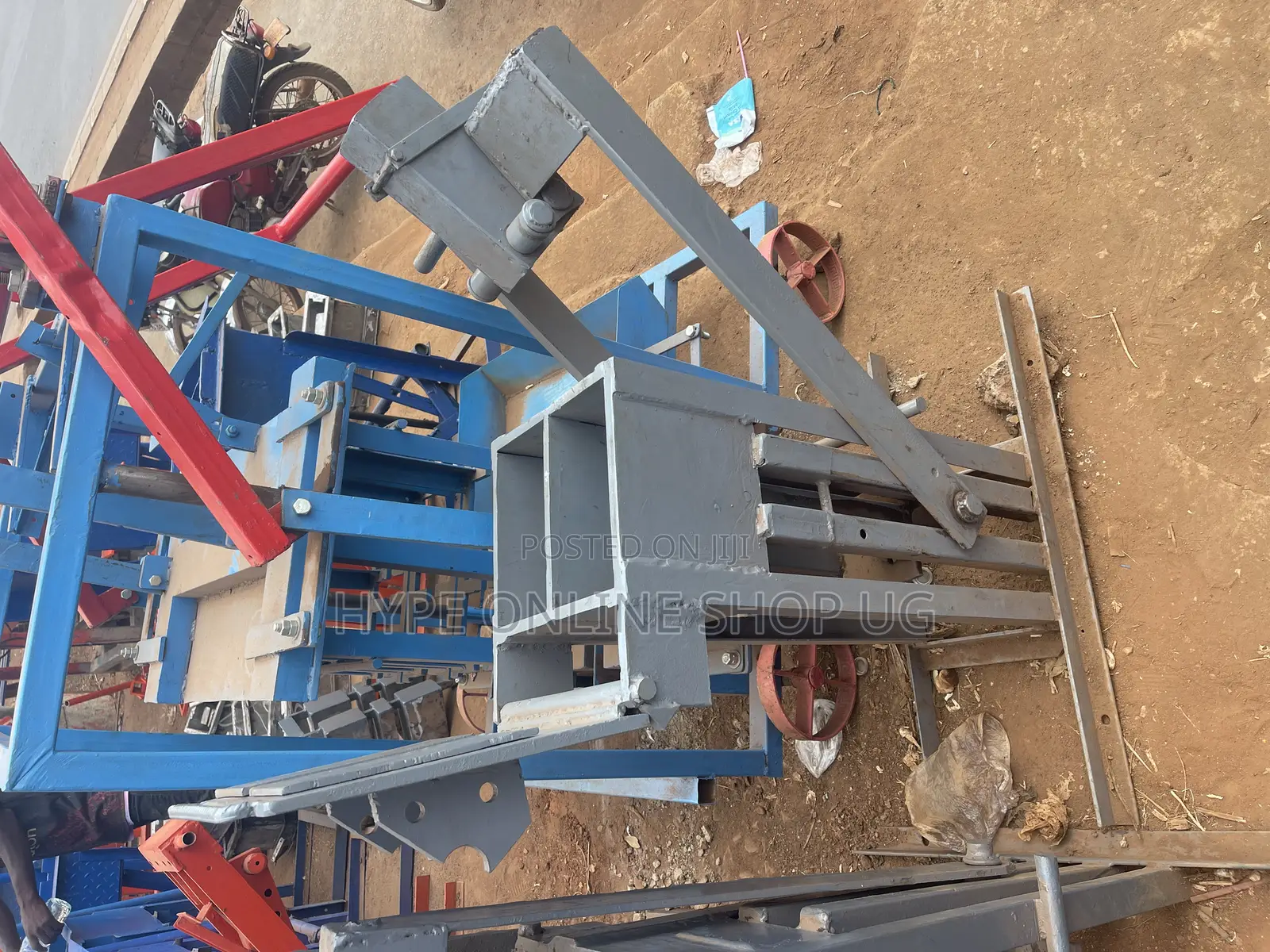 Local Blocks Machine