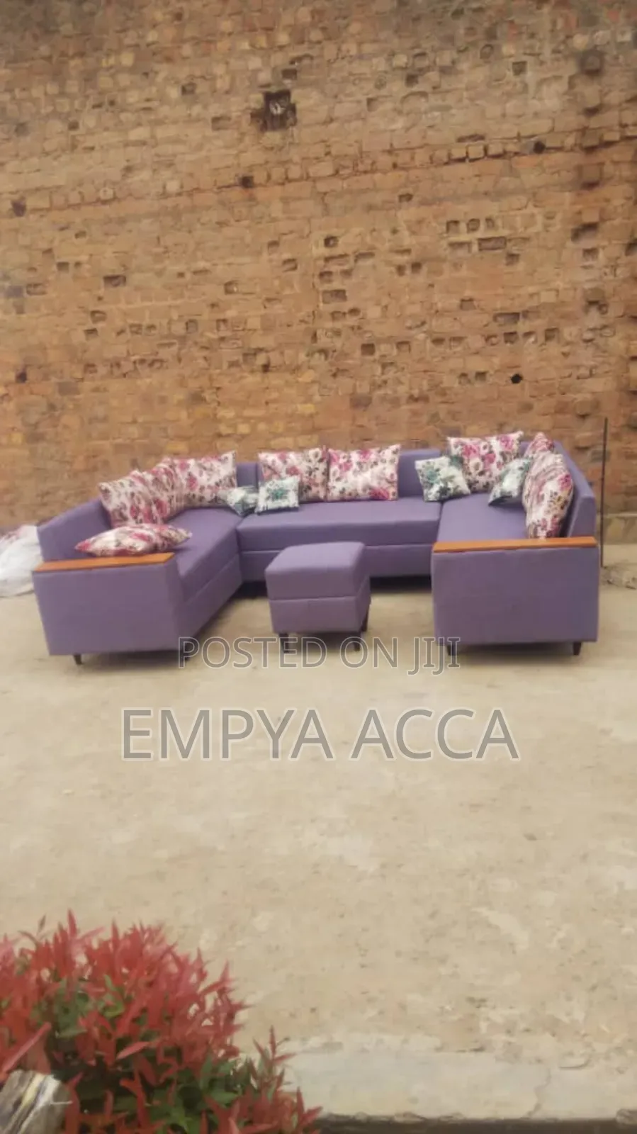 U Sofa Setting