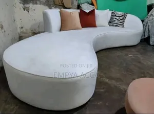 Righting Corner Sofa Set