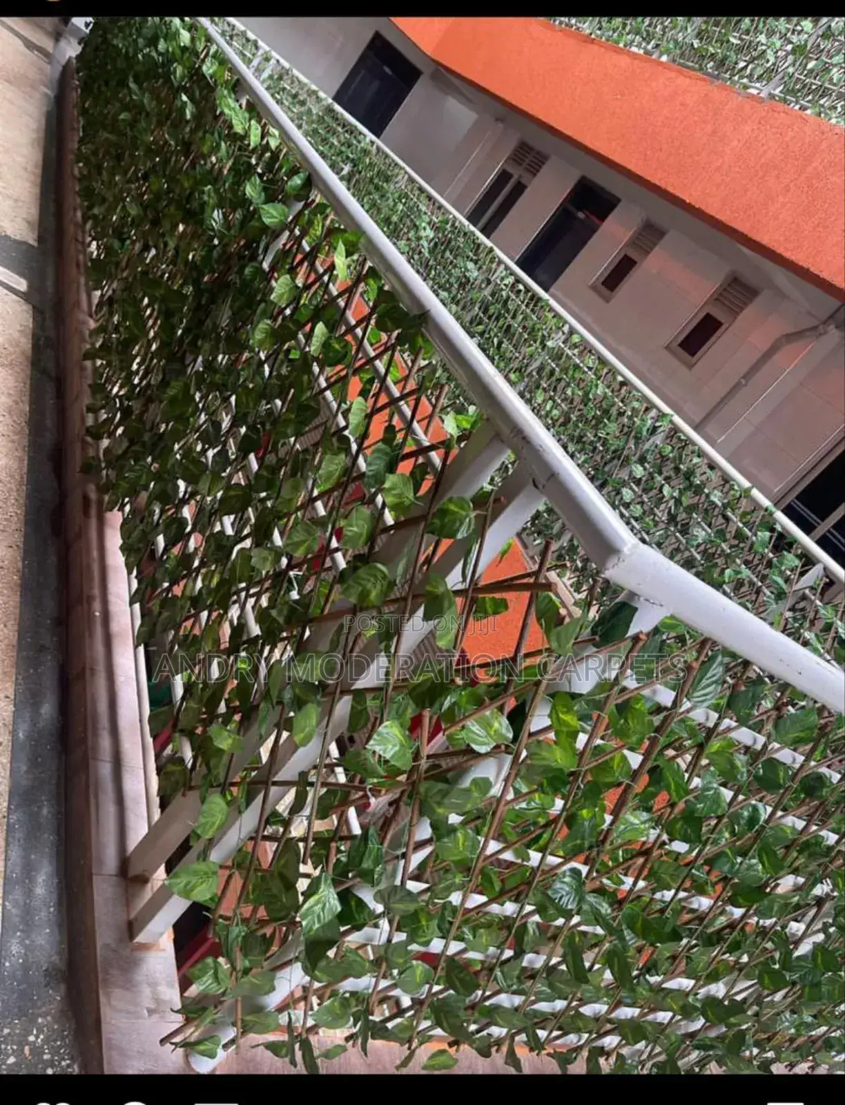 Expand French Flowers