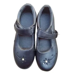 Polishable Girls School Shoes - Black 