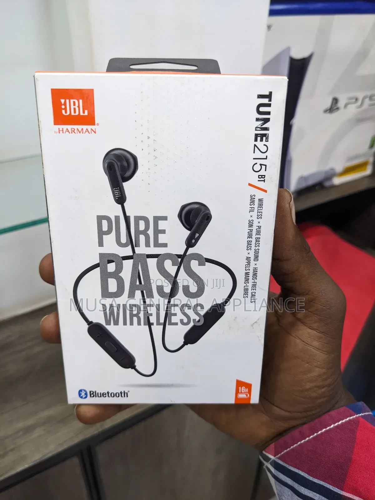 JBL Tune 215