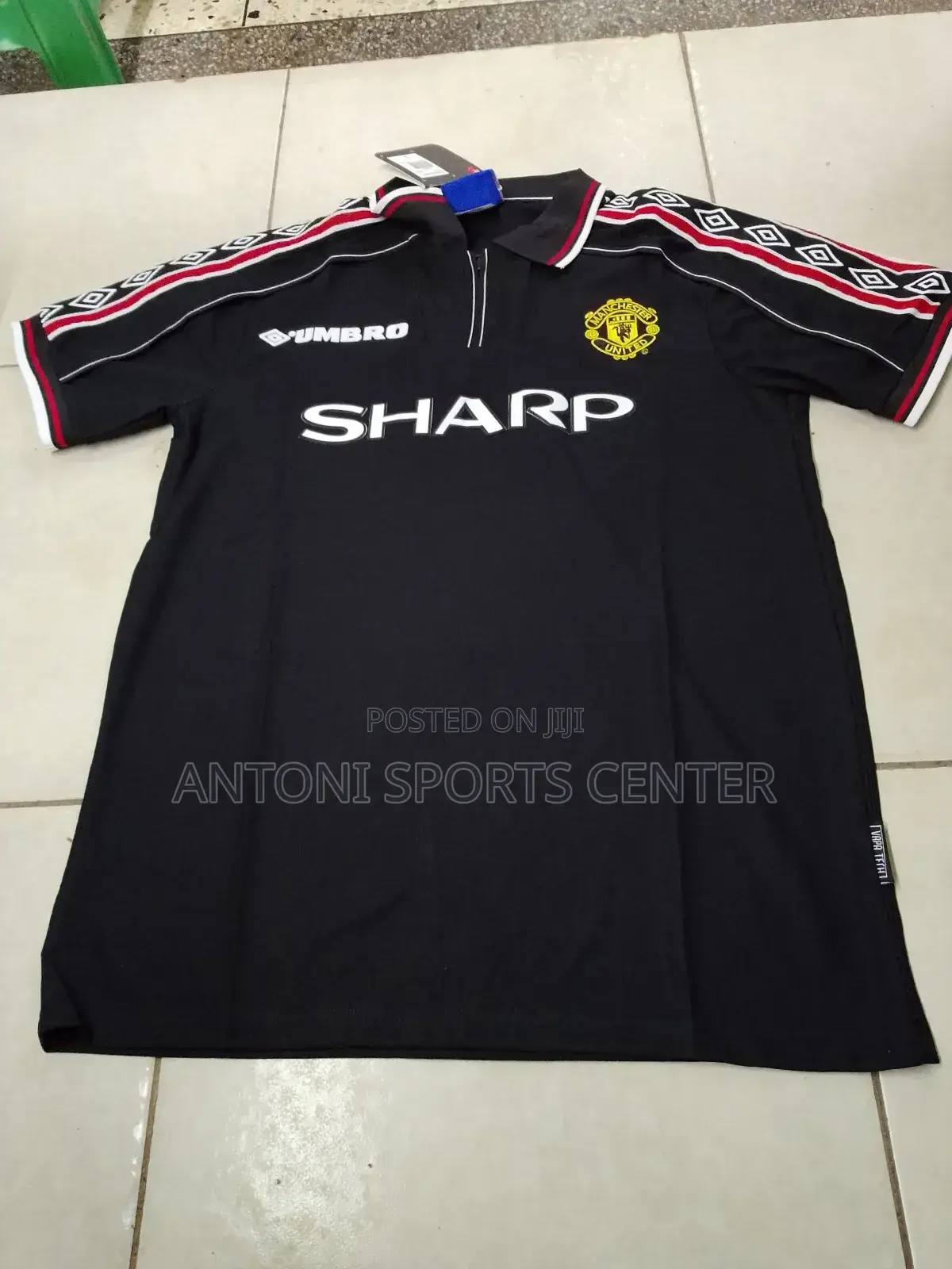 Umbro Sharp Man U Jersey