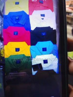 Staff Shirt Plain
