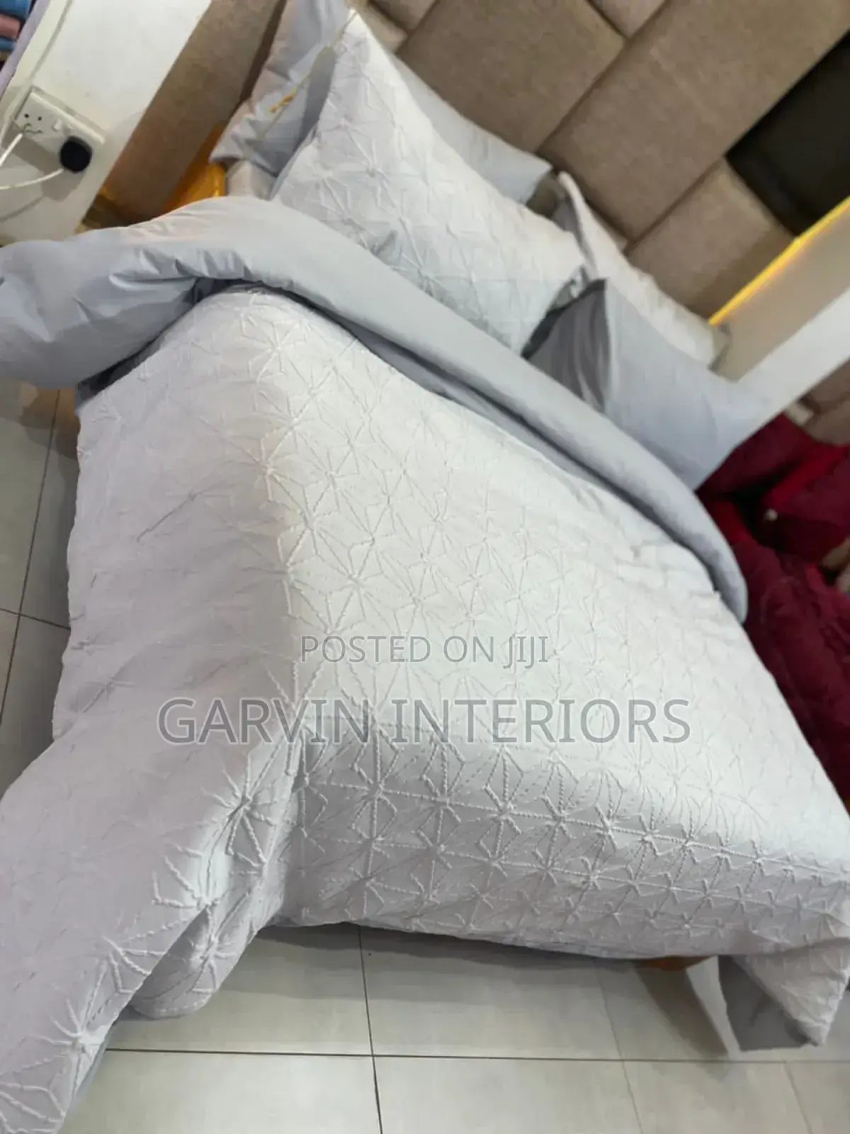 Plain 10pcs Bedcover Available