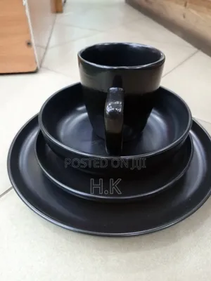 16-Piece Black Stoneware Dinnerware Set