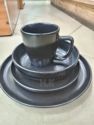 16-Piece Black Stoneware Dinnerware Set