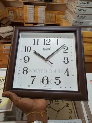 Sonam Quartz Wall Clock 7615