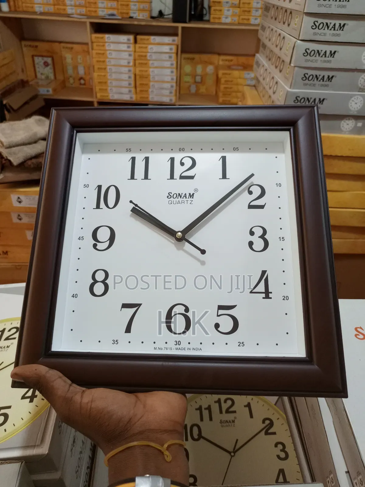 Sonam Quartz Wall Clock 7615
