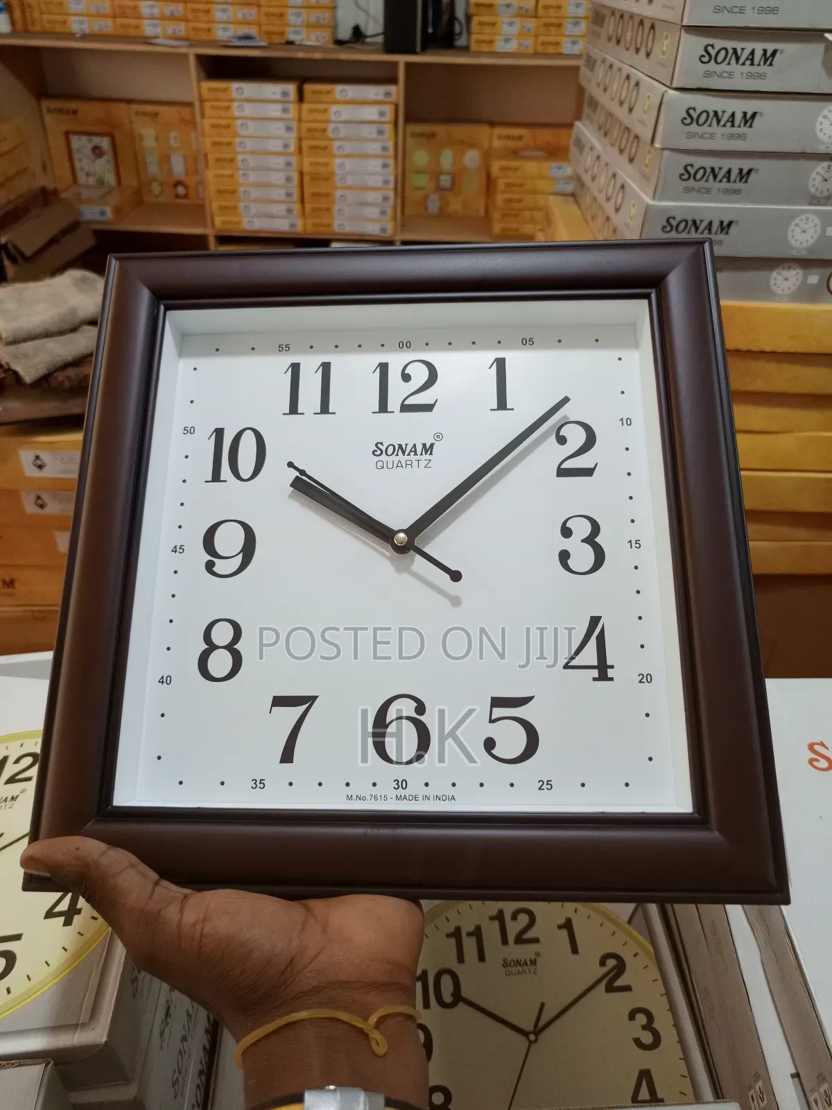 Sonam Quartz Wall Clock 7615