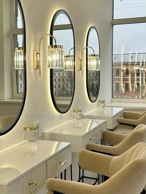 Saloon Designz en Mirrors
