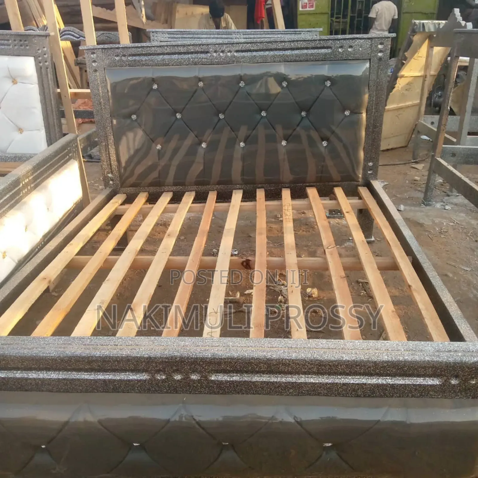 5by6 Flat Gray Leather Bed With a Terrazzo Paint Frame