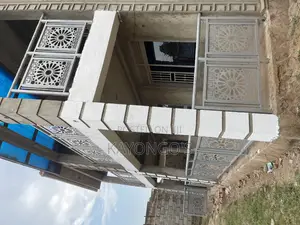 Railway Balooconies
