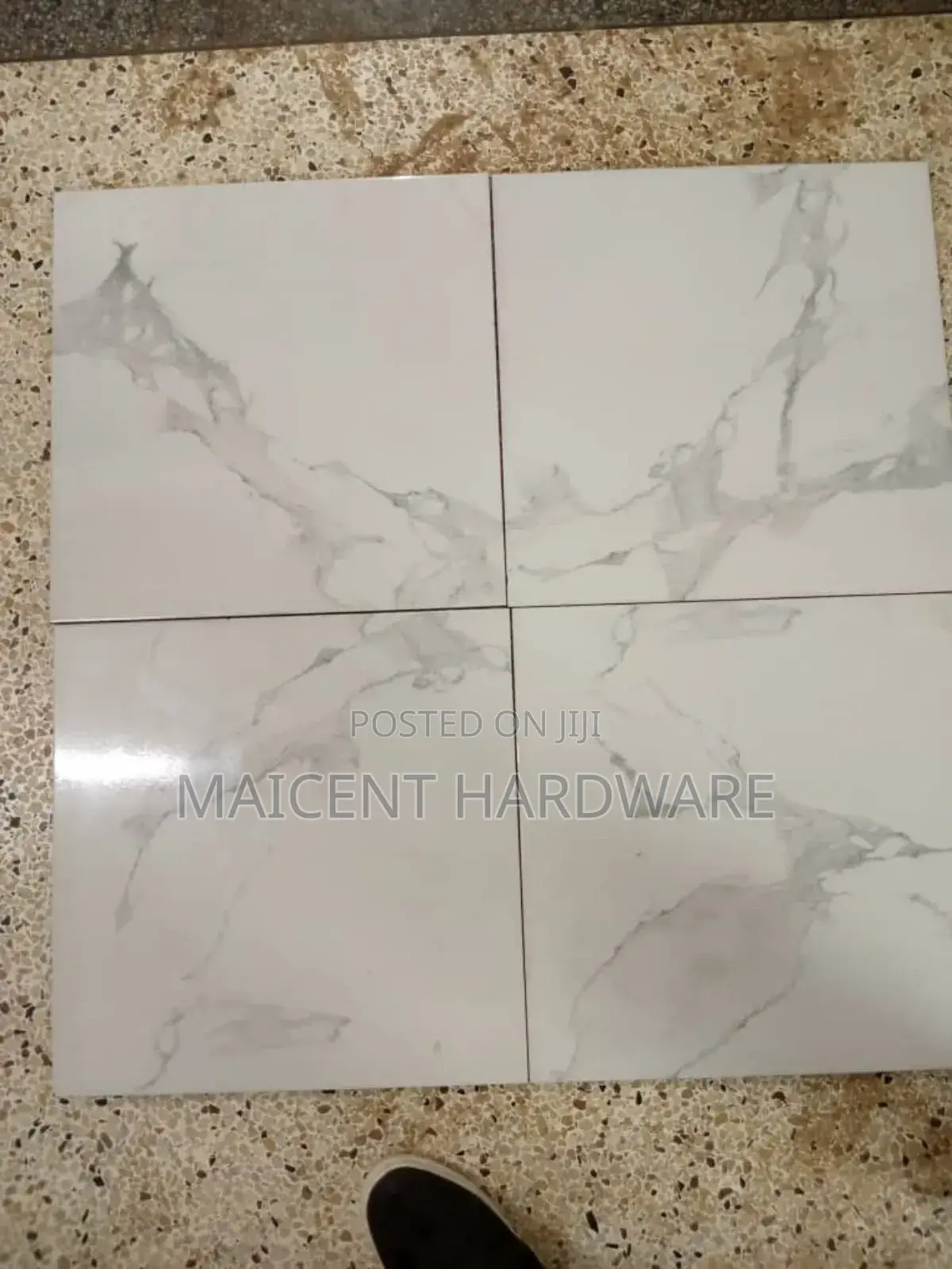40 by 40 Twyford Floor