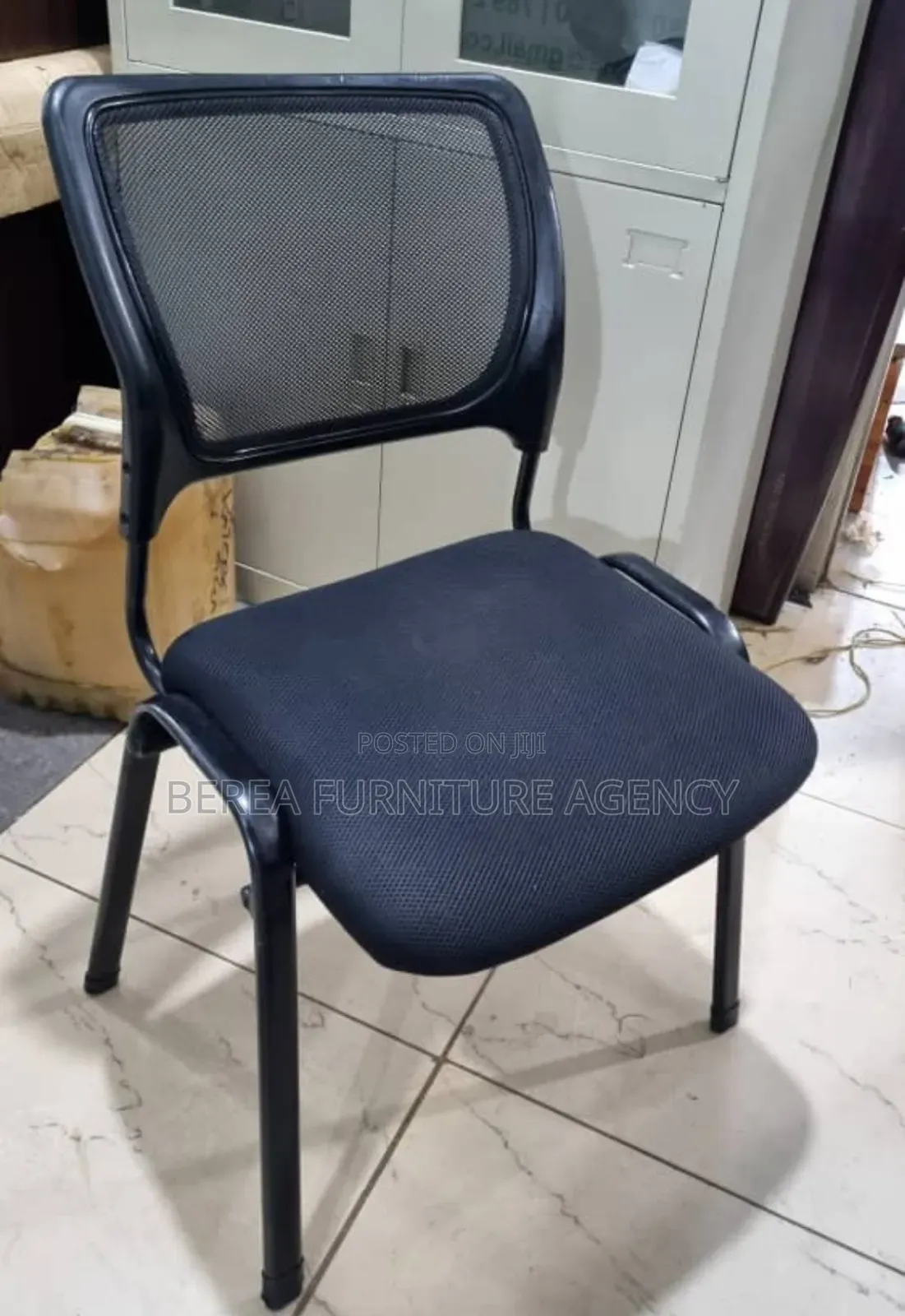 Mesh Back Stackable Waiting Chair