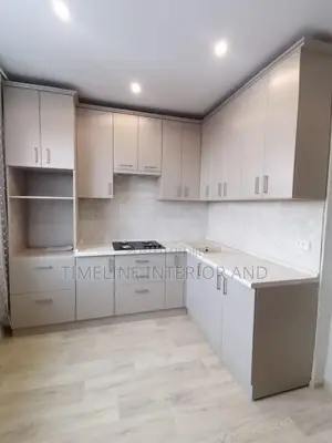 Kitchen Cabinets Installation – Signature Hotel Home