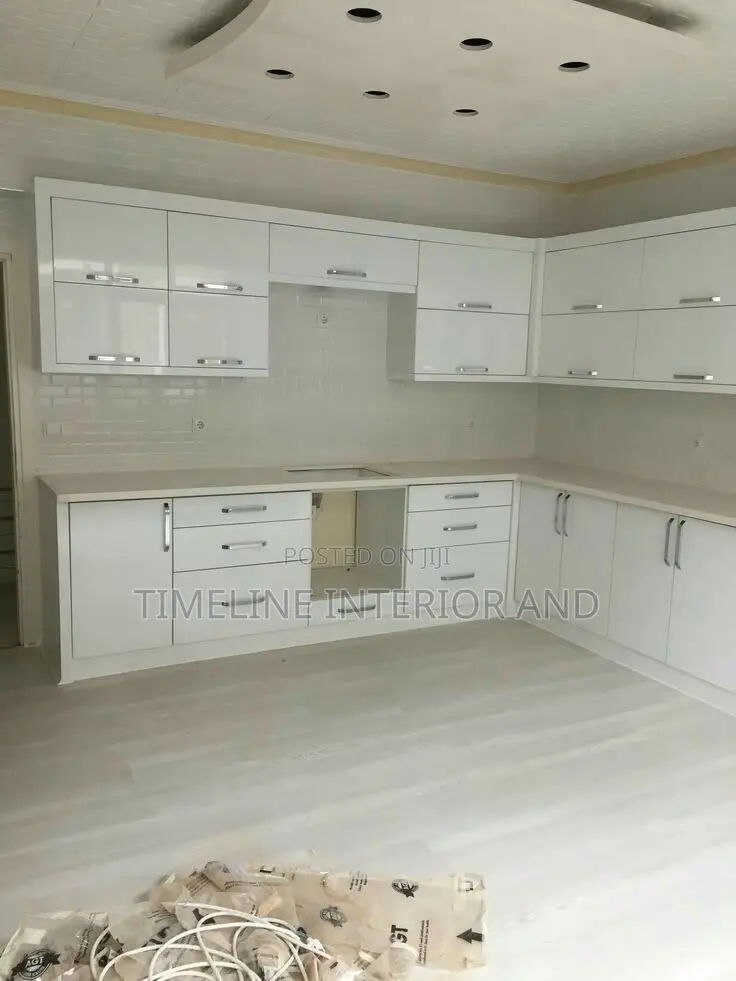 Kitchen Cabinets Installation – Custom Living