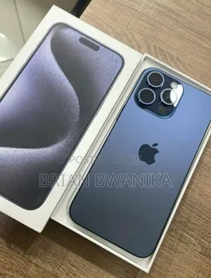 New Apple iPhone 15 Pro Max 256 GB Black