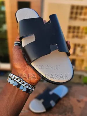 Original Black/Grey Hermes Push in Sandals