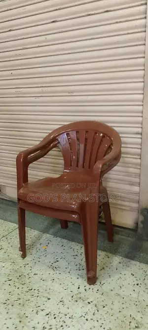 Maroon Plastic Chairs Plastic Chairs