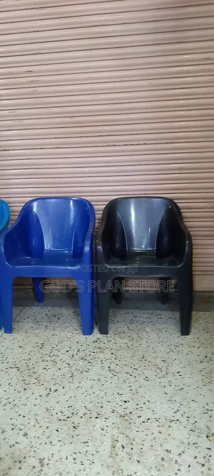 Blue and Black Plastic Sofa Chairs 1pc