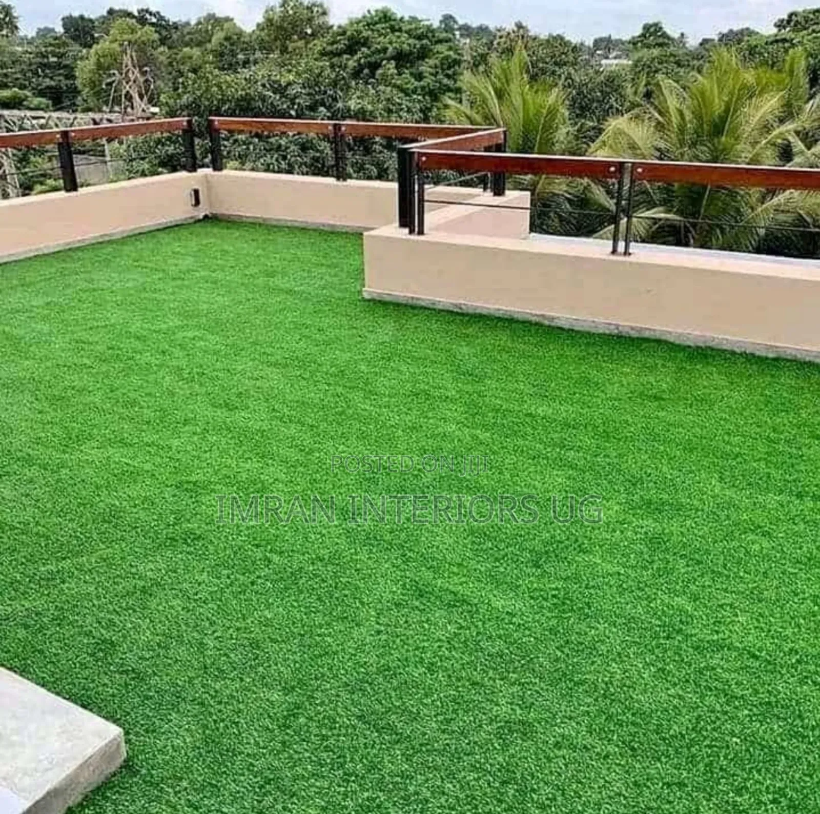 Sun Resistant Artificial Grass Carpet Per Square Meter.