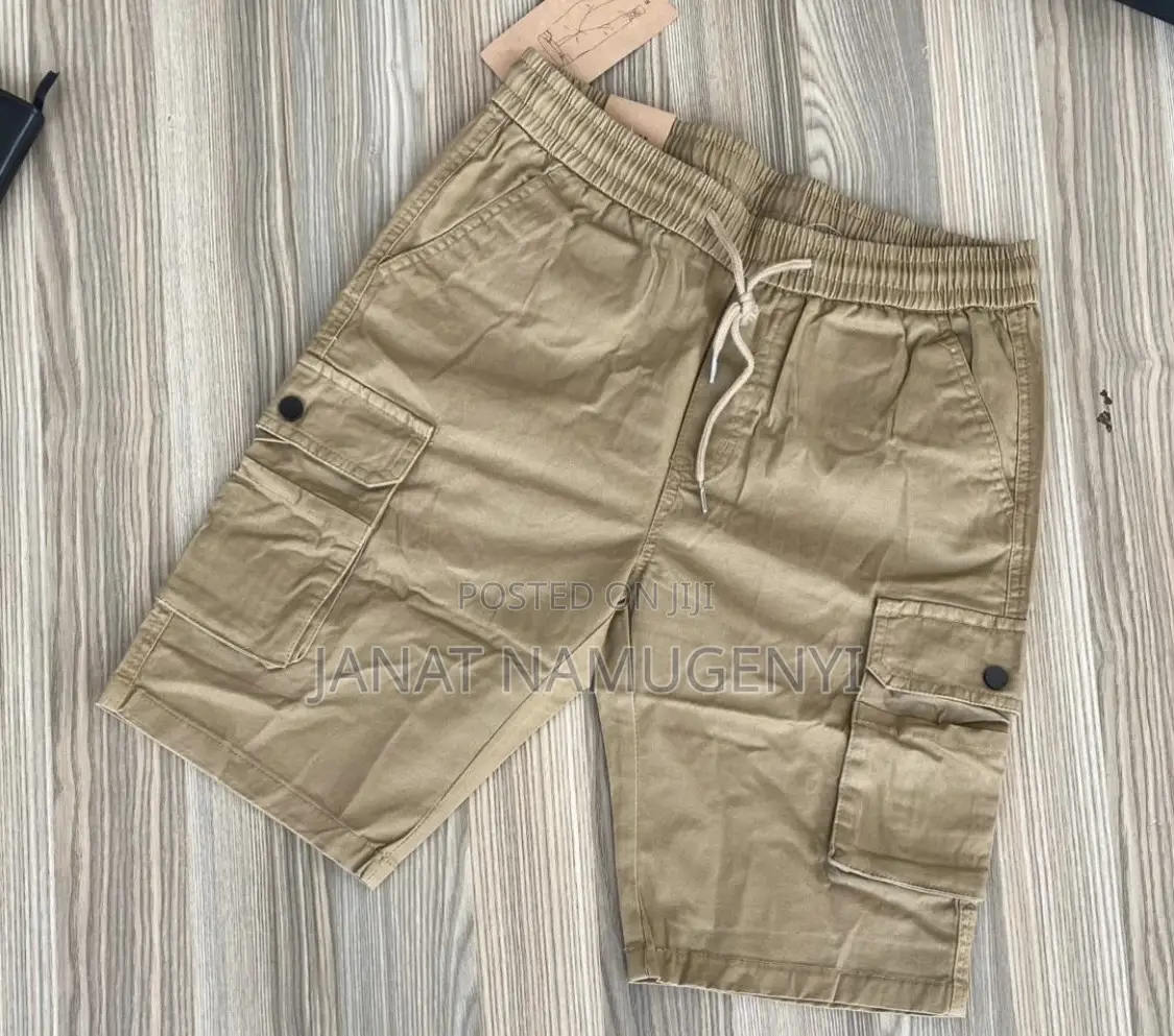 Khaki Color Khahi Shorts With Side Pockets