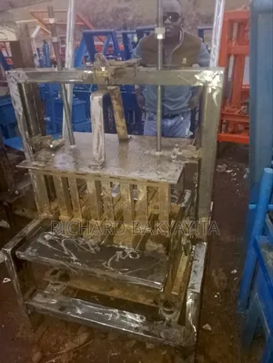 Electric Brickmaking Machine for Four Brick