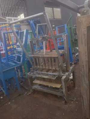 Four Block Making Machine