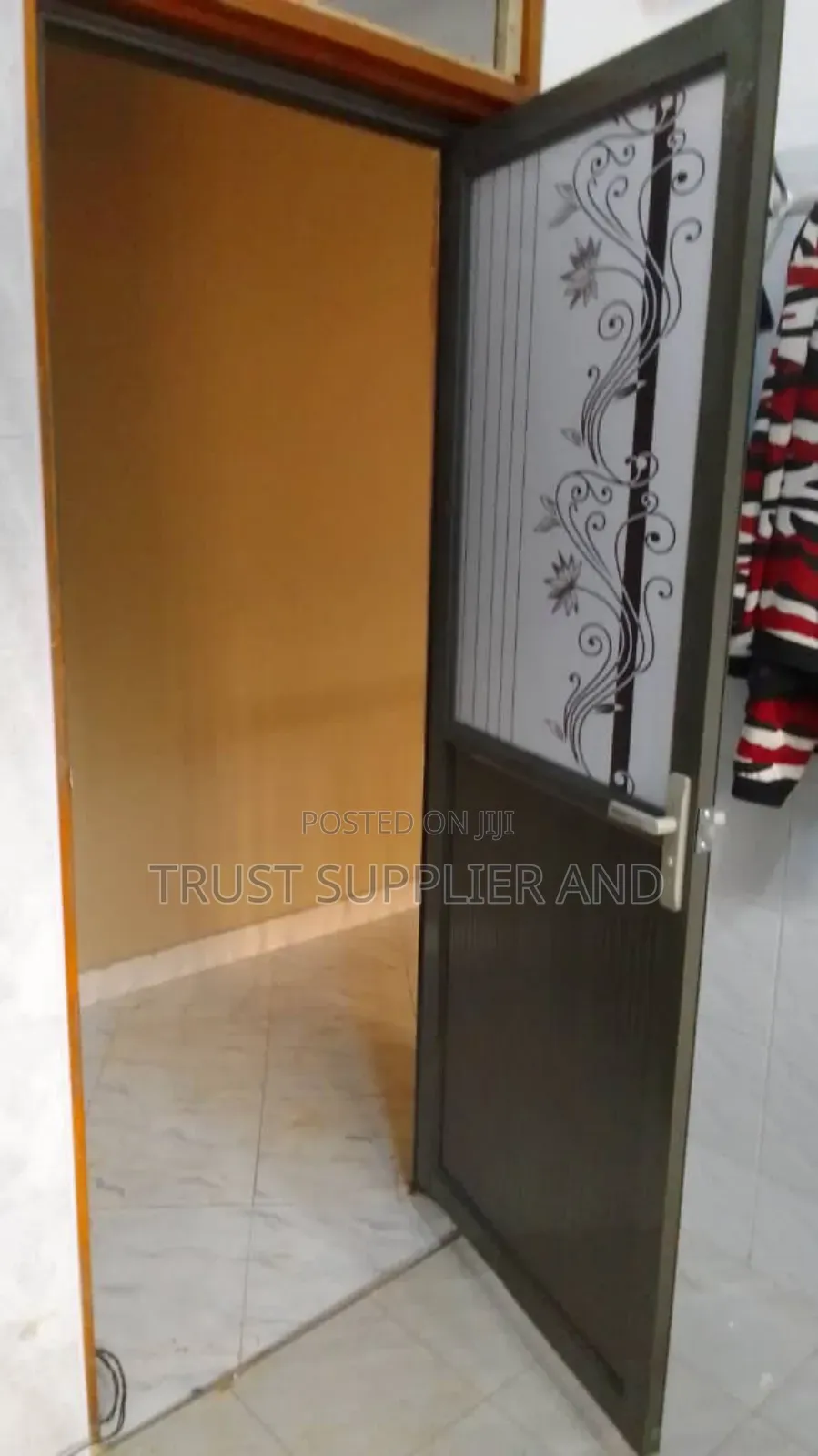 Aluminum Toilet Door