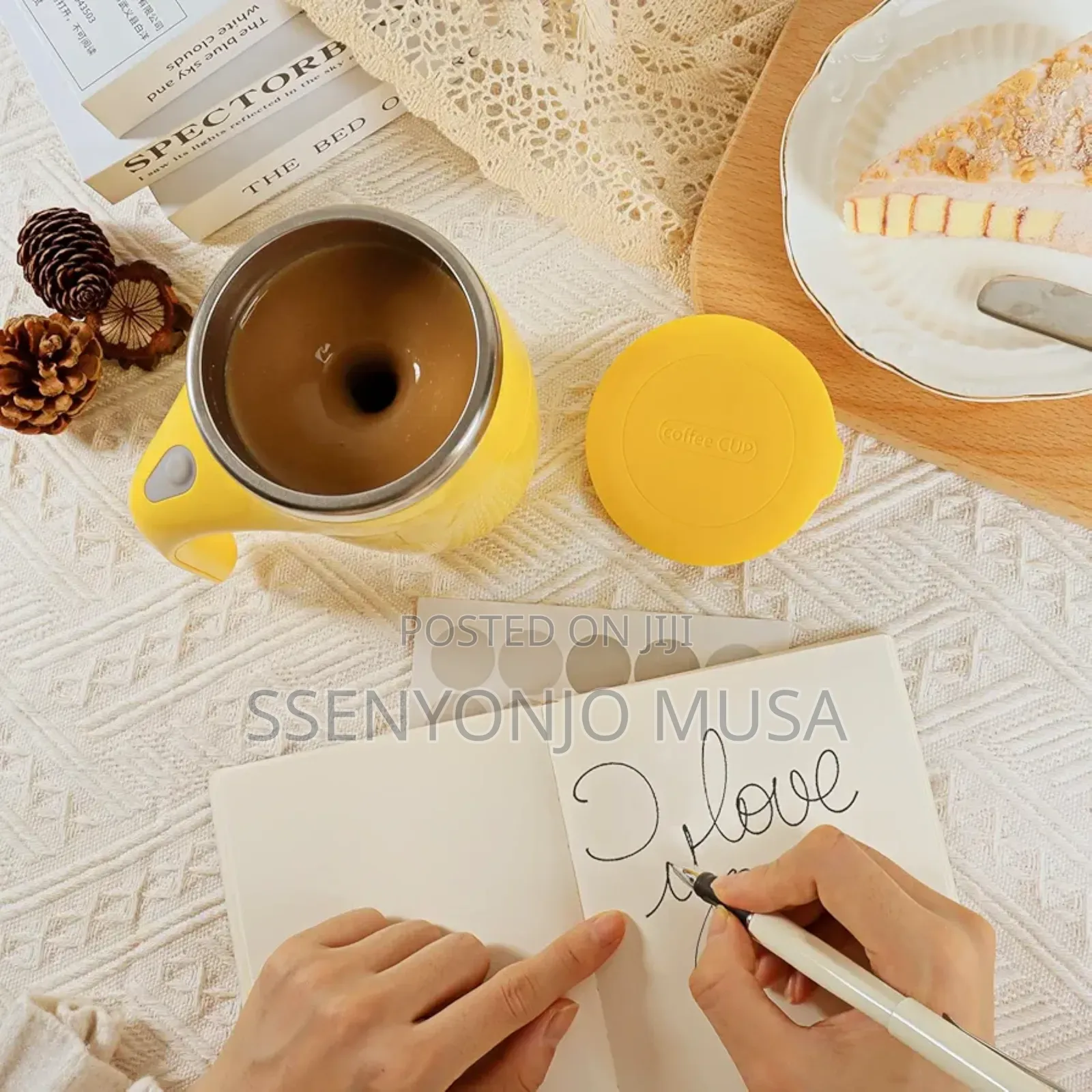 Self Stirring Magnetic Coffee Mug
