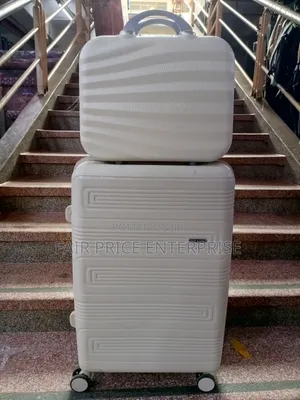 Vip Rubber Plastic Suitcases Set/Medium Size and Beauty Case