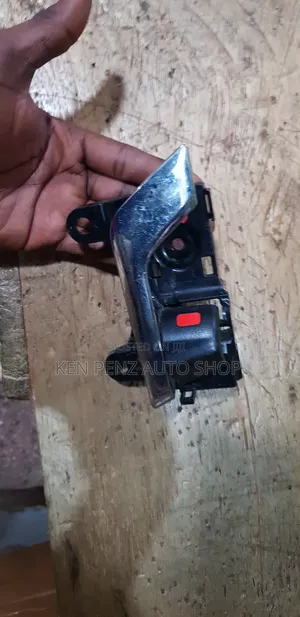 Interior Door Handle for Mark X