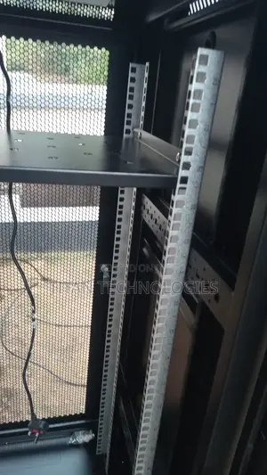 22u/18u Rack Cabinet 600x600mm