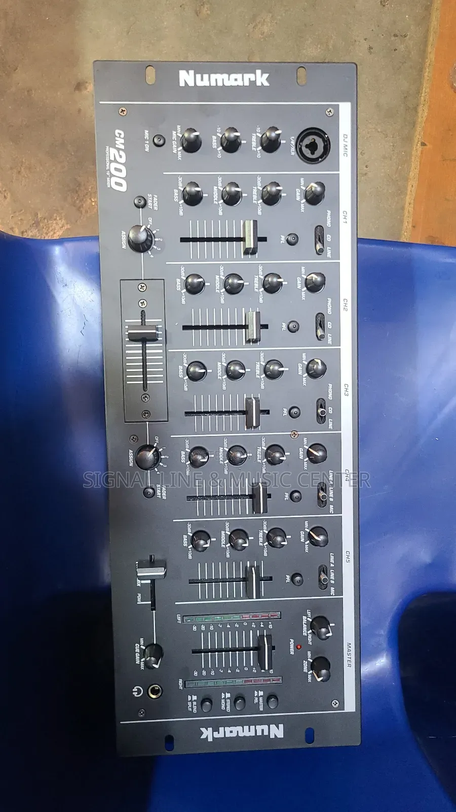 Numark Dj Mixer Cm200