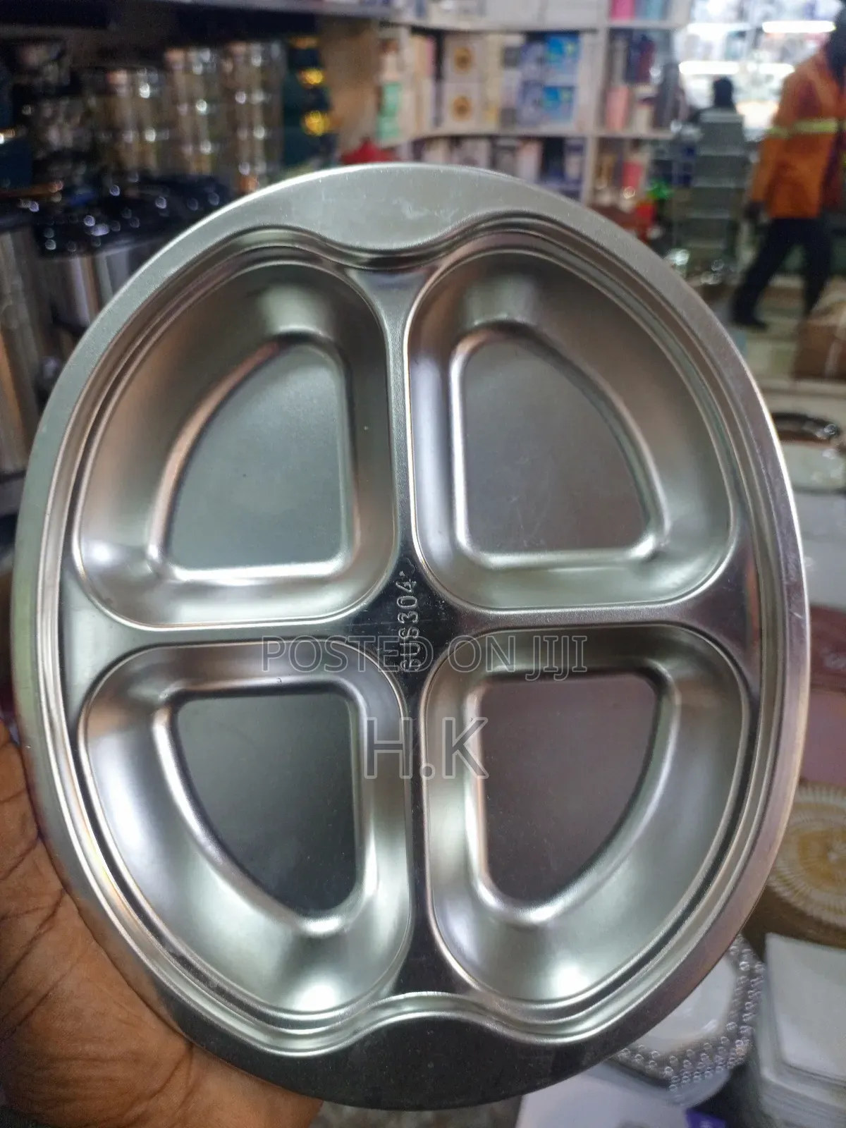 Stainless Steel Round Plate With Four Compartments