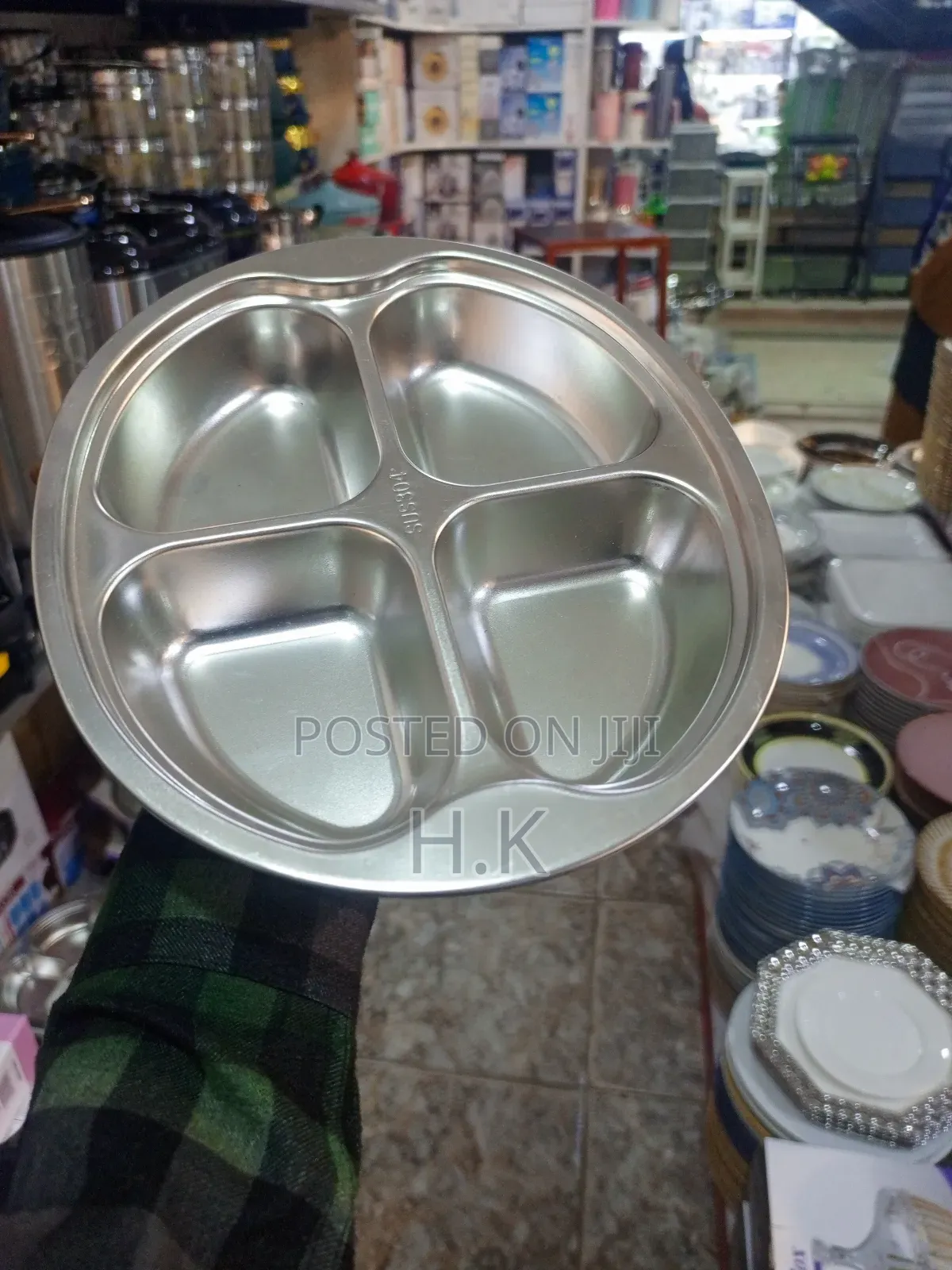 Stainless Steel Round Plate With Four Compartments