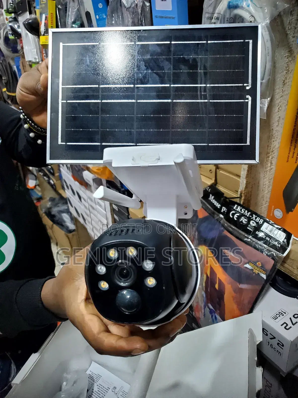 Single Lens Solar Surveillance Camera for Out Door.