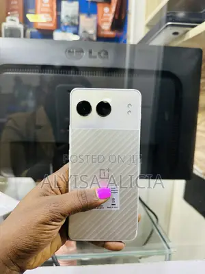 OnePlus Nord 4 256 GB Gold