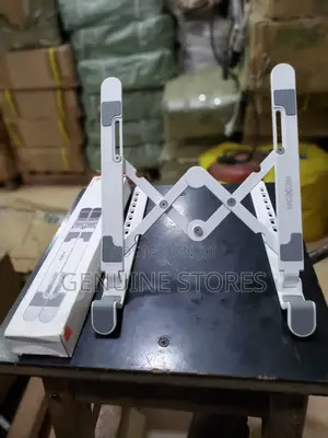Laptop Stand / Adjustable