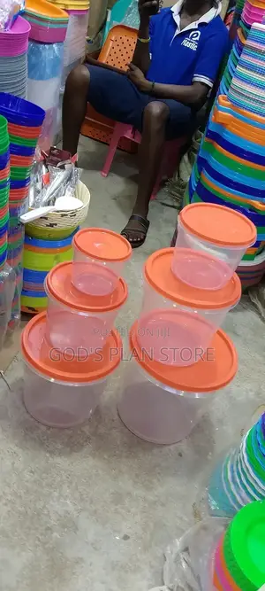 Plastic Storage Containers 6pcs