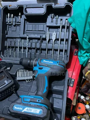 Makita Cordless Drill 40v With Tools