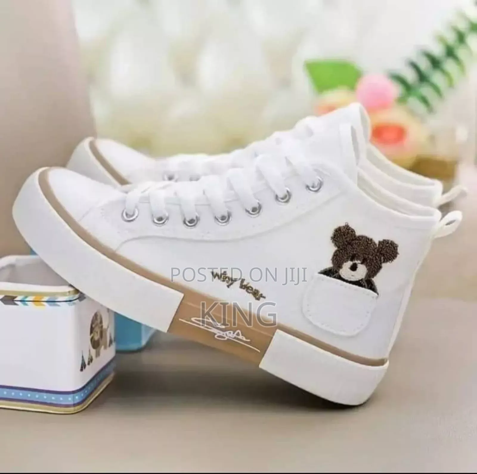 Bold Rate Sneakers