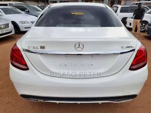Mercedes-Benz C180 2015 White