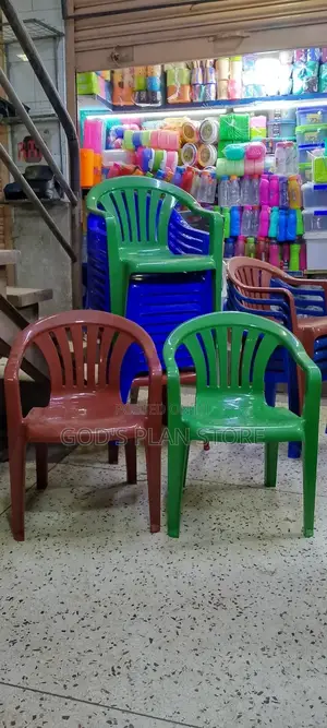 Green and Maroon Plastic Chairs Plastic Chairs Armed